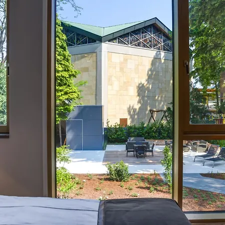 Qube Bergheim 4* Хайдельберг